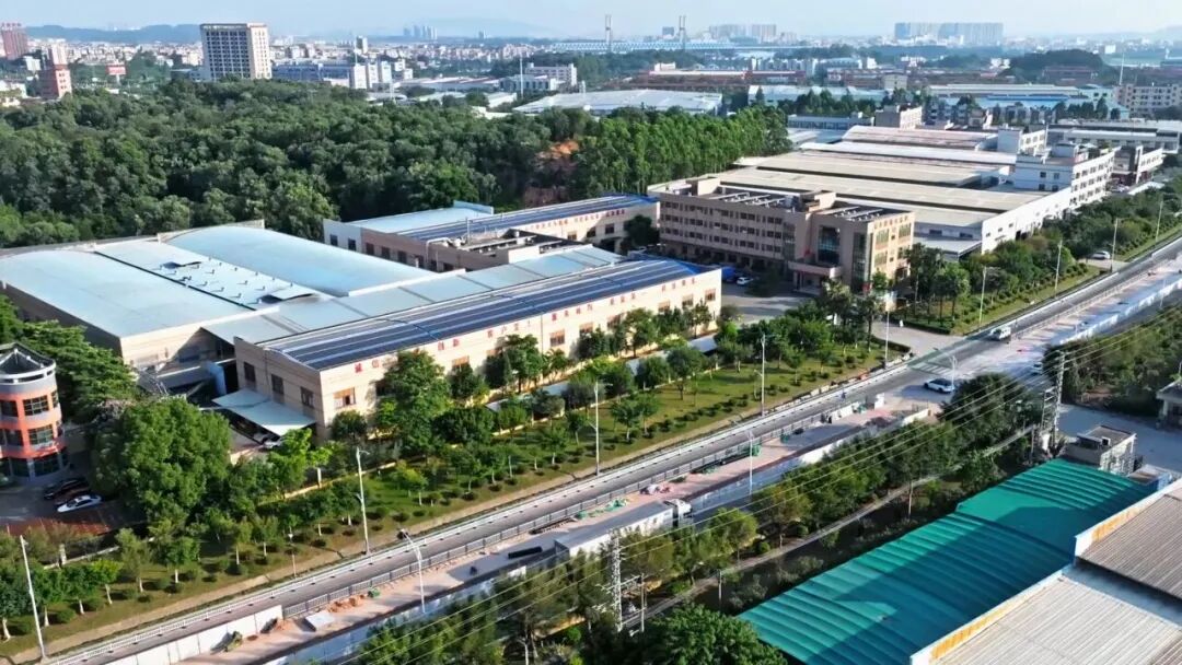 國際認(rèn)證！南海嘉多彩粉末涂料，筑牢高端鋁材 “防護盾”