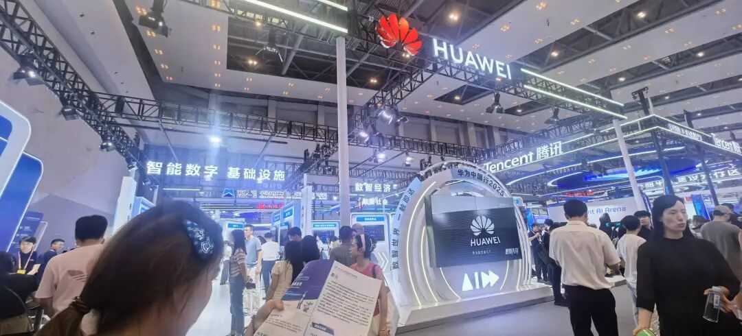 噴涂自動化率達(dá)100％！華為放大招！