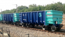 華豹新材料賦能出口漏斗車，中國(guó)綠色涂層亮相非洲