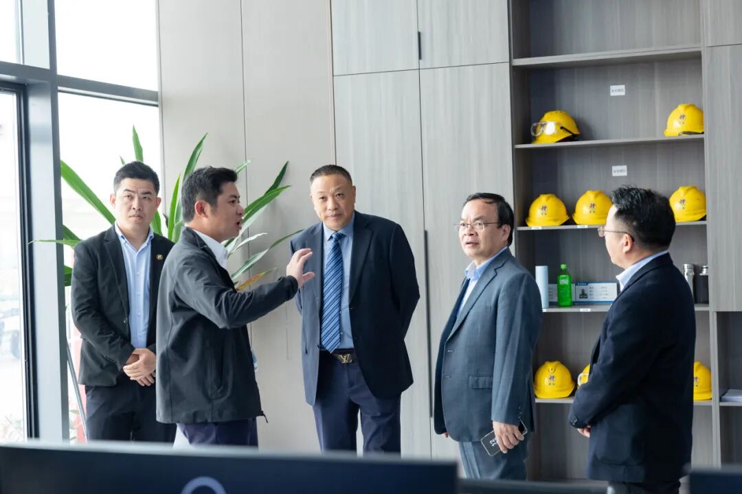 巴德士董事長方學(xué)平 行走進(jìn)恒和永盛 劉展威熱情接待
