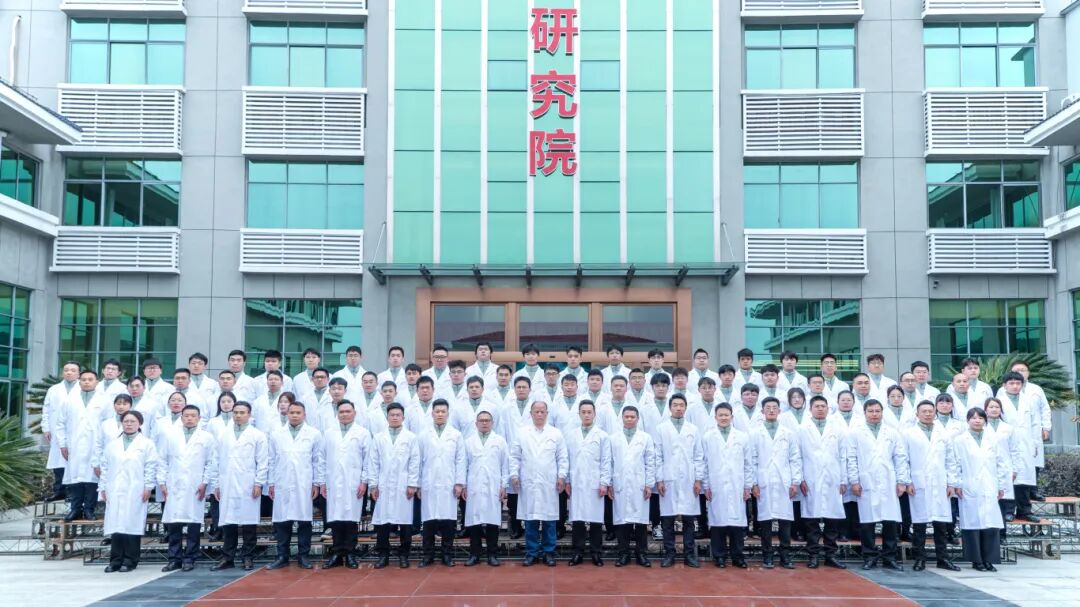 【重磅】廣源集團研發(fā)中心榮獲“全國工人先鋒號”